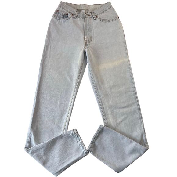 Levi's Vintage Women's size 5 Light Wash Blue Jeans Tapered Leg 24X32 1981 USA - Picture 1 of 11